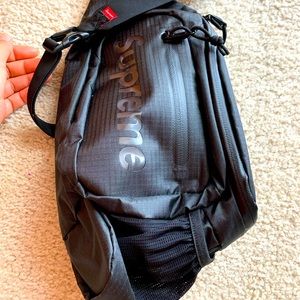 Brand new Sling bag Supreme